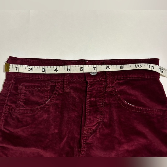 Girls OldNavy Burgundy Velvet Skirt  Size 8 (NWOT) - Picture 8 of 9